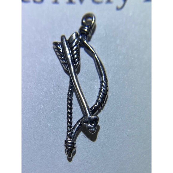 James Avery, 3-D Bow and Arrow, RETIRED, Sterling Silver Charm #92 - Picture 3 of 6